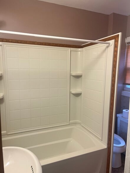 Bathroom - 4927 Wissahickon Ave