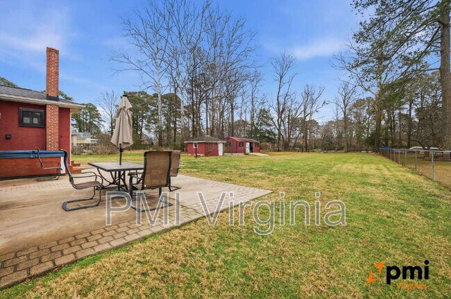 Building Photo - 2707 Martone Rd