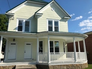 Primary Photo - 815 Front St