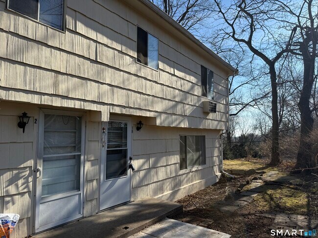 Primary Photo - 7 McAllister Ave