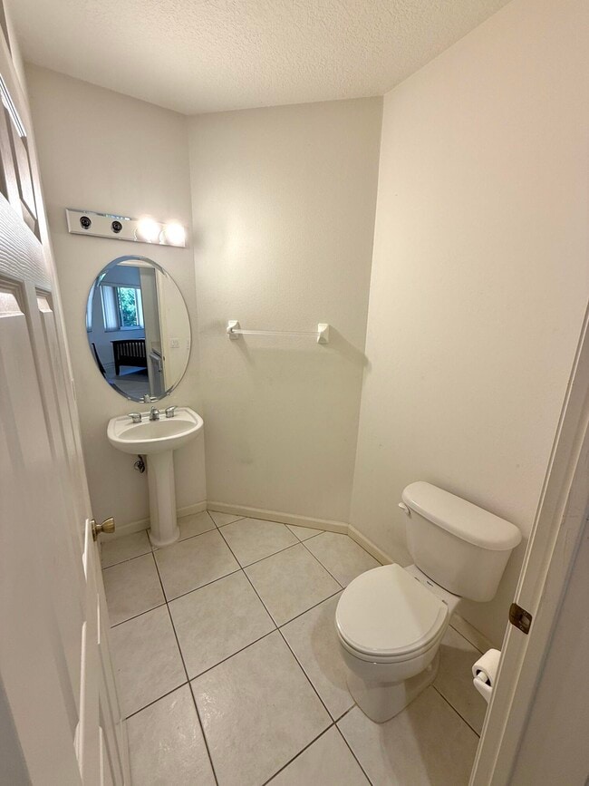 Building Photo - 8938 Sandshot Ct