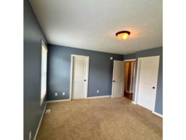 Building Photo - 3780 Timberlake Ct SE