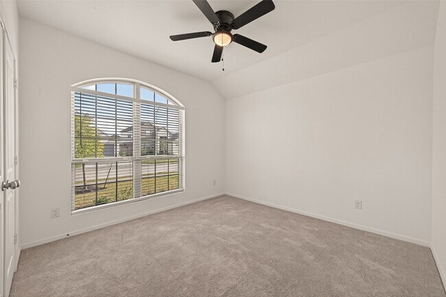 Building Photo - 7910 Eagle Crk Ln