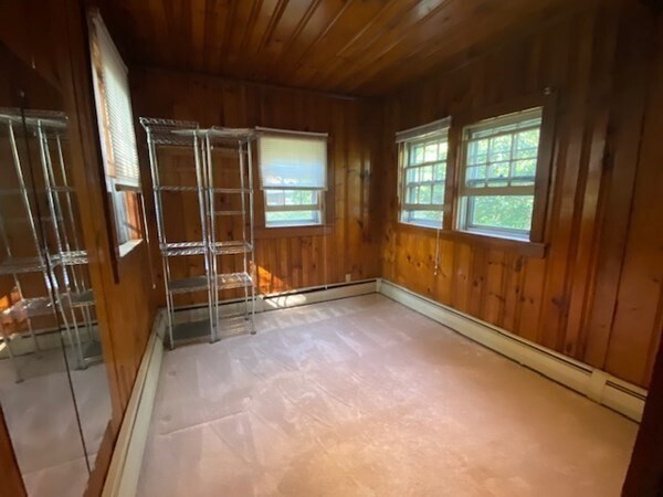 Building Photo - 22 Saumur Ln