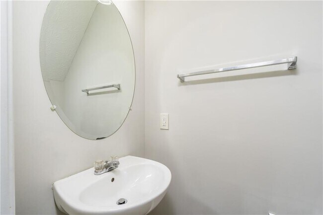 Building Photo - 5765 Ridge Stone Way