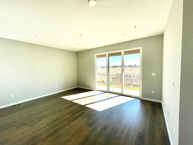 Building Photo - Incredible 3 bed/2 bath home in Fort Collins!