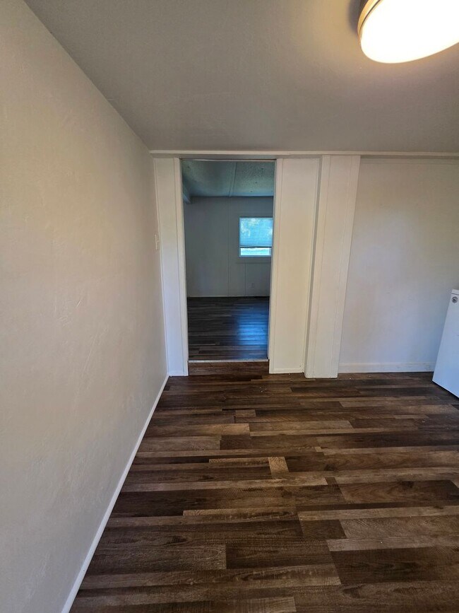 Building Photo - MANUFACTURED 3 BED 1.5 BATH HOME ON 2 ACRES