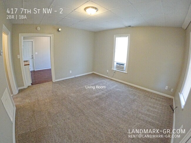 Building Photo - 417 7th St NW