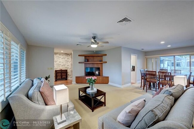 Building Photo - 681 Marine Dr
