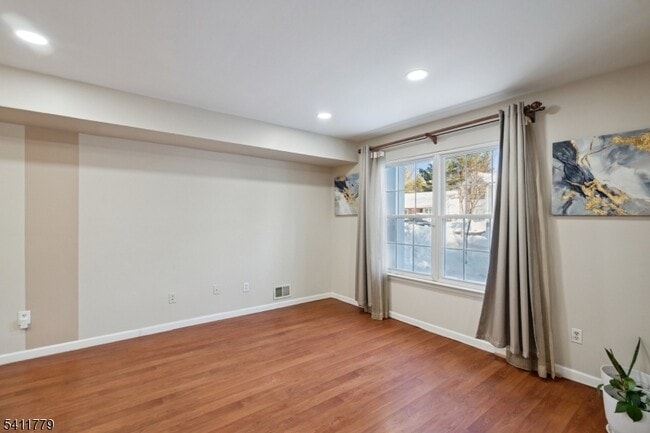 Building Photo - 371 Hawkshead Way