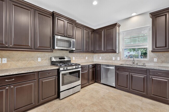Building Photo - 11306 Misty Willow Ln