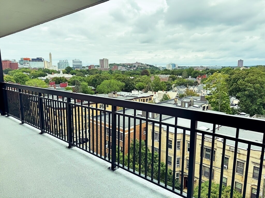 Building Photo - 60 Longwood Ave