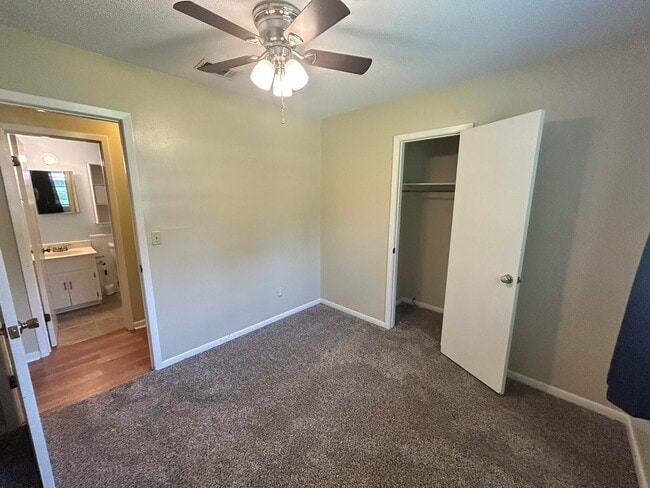 Building Photo - 1511 Texas Pkwy