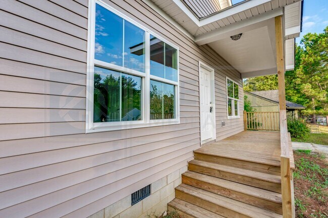 Building Photo - Newly built 3 bedroom, 2 bath Home