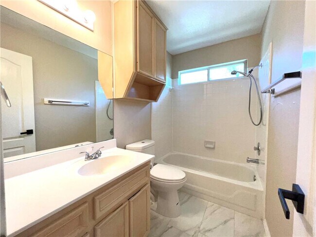Building Photo - 8603 Bobcat Dr