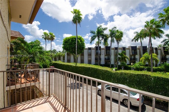 Building Photo - 8650 SW 109th Ave