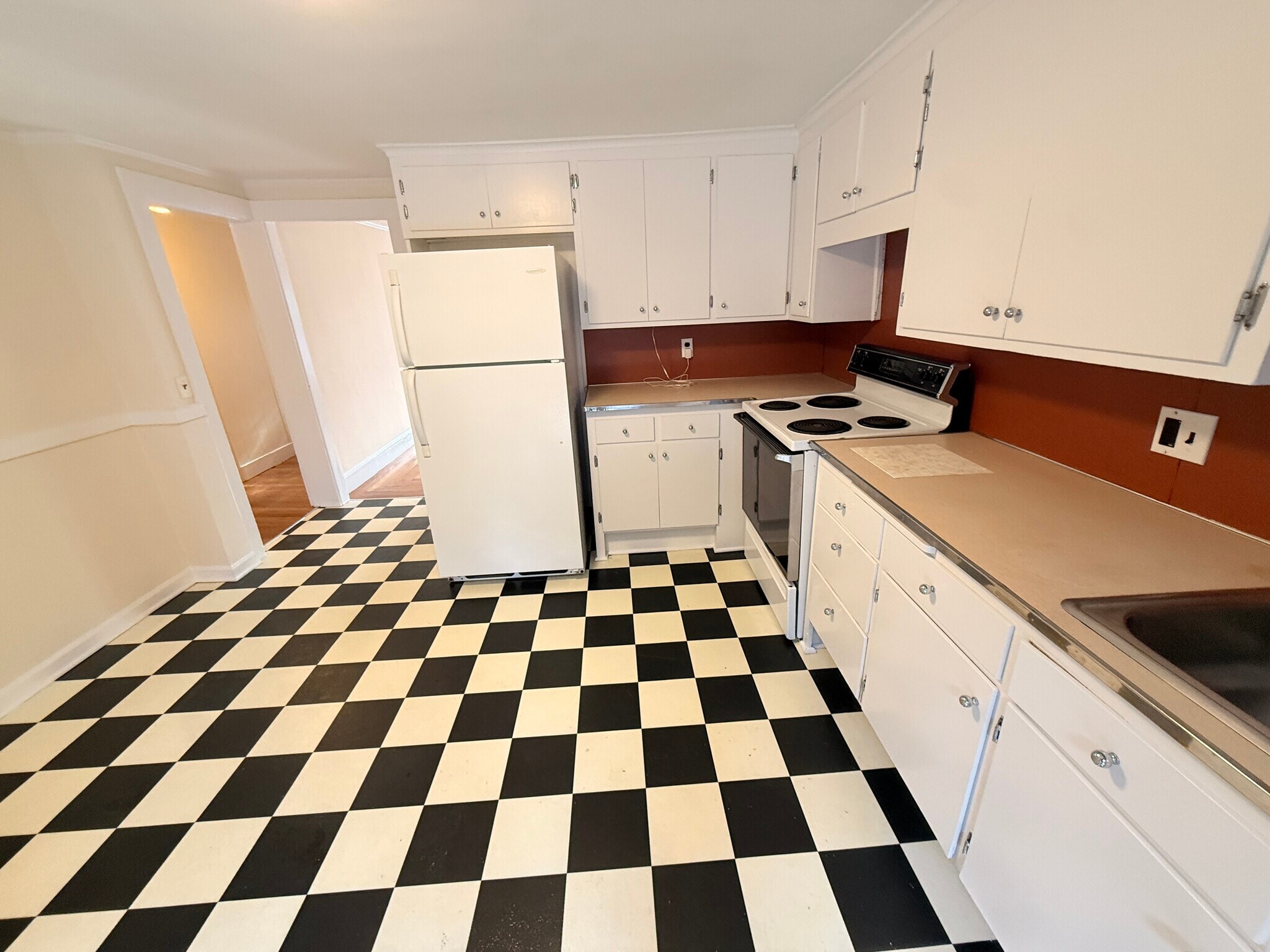 Building Photo - 199 Mount Auburn St