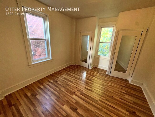 Building Photo - 4BR/2BA Bright & Spacious North Philly Home