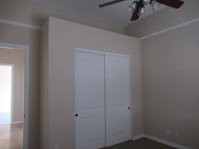 Building Photo - Beautiful Custom North Mesa Home