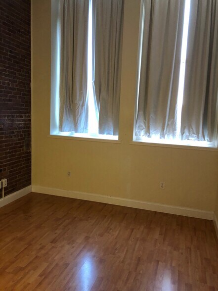 Building Photo - 340 Central, LLC