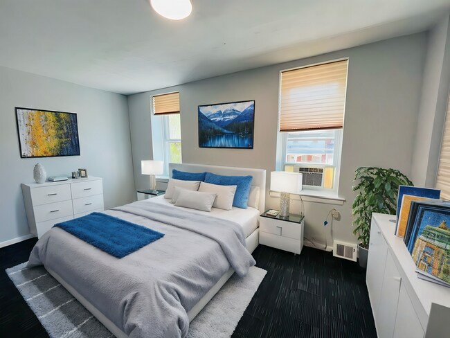 Building Photo - 437 N 32nd St