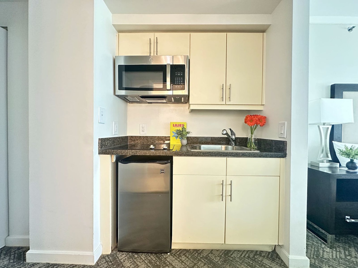 Building Photo - 2889 McFarlane Rd