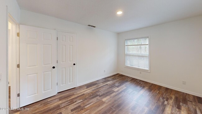 Building Photo - 201 Florence Ave