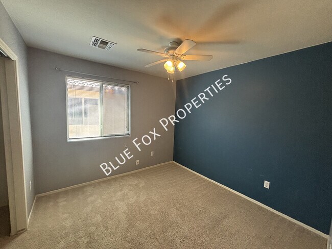 Building Photo - 7135 S Oakbank Dr