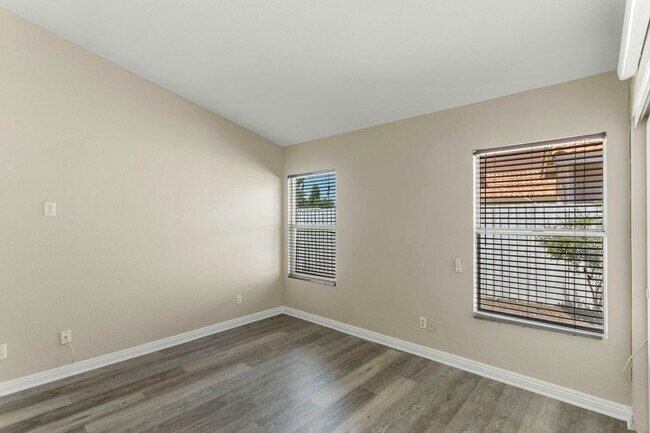 Building Photo - 25690 Monica Way