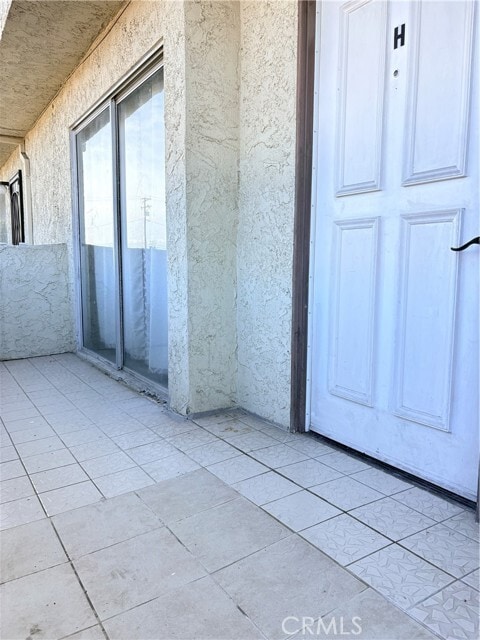 Building Photo - 331 S New Ave