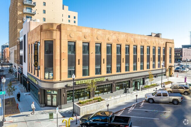 Building Photo - The Trio