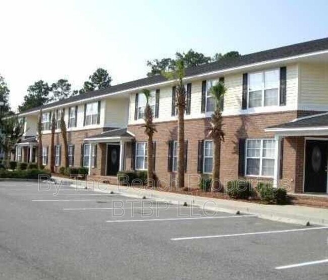 Building Photo - 2407 James St