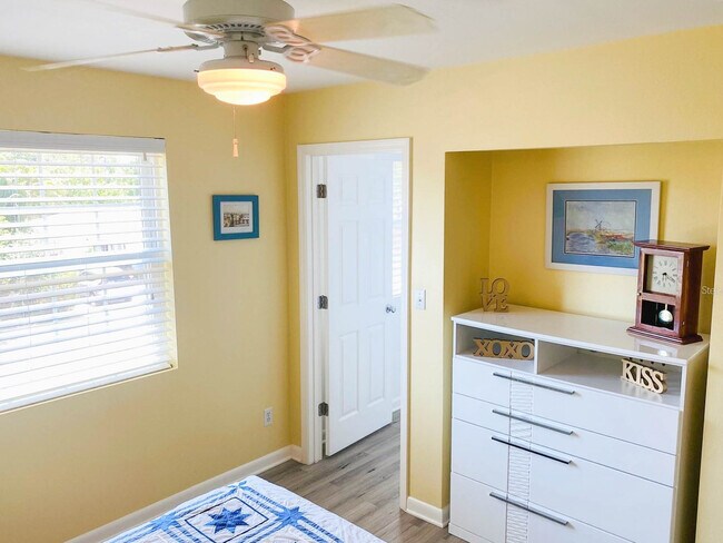 Building Photo - 1826 58th St S