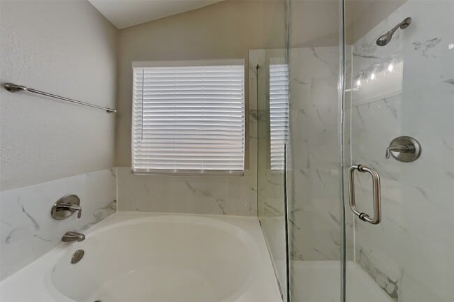 Building Photo - 14619 Becurtesy Ct