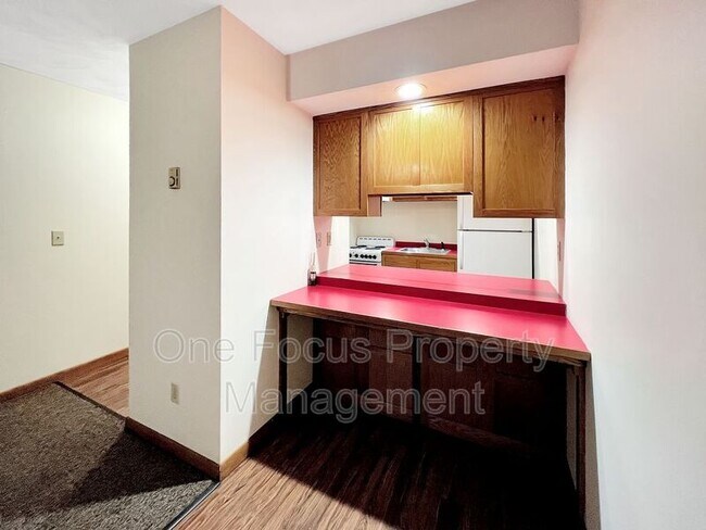 Building Photo - 204 Bellefonte Ave