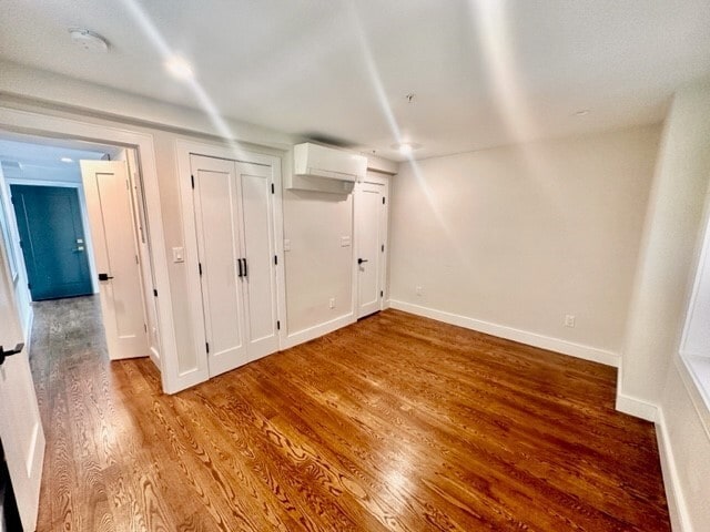 Building Photo - 366 Hanover St