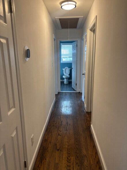 Building Photo - 4808 Henderson Rd