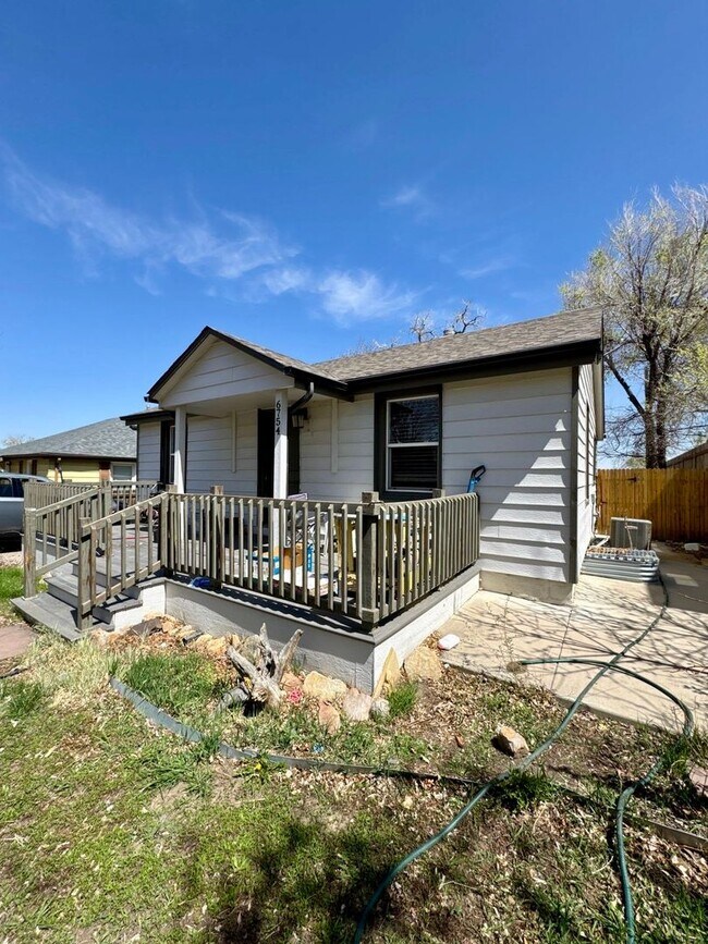 Primary Photo - FOR RENT: Beautifully Remodeled 4-Bedroom ...
