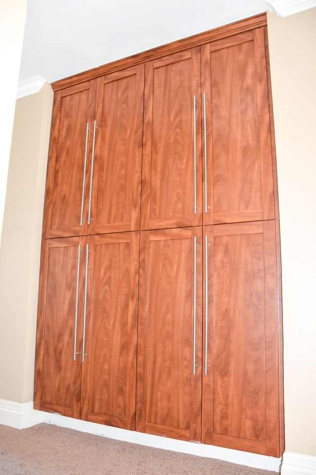 Building Photo - Steps to Chapman University