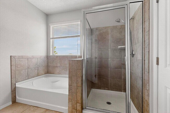 Building Photo - 6736 Tempe Ave NW