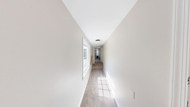 Building Photo - Cool Updated Historic 4/3.5 Farmhouse in Bethesda on Private, 1.5 Acre Lot