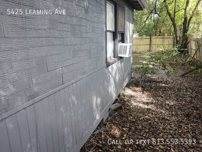 Building Photo - 5425 Leaming Ave