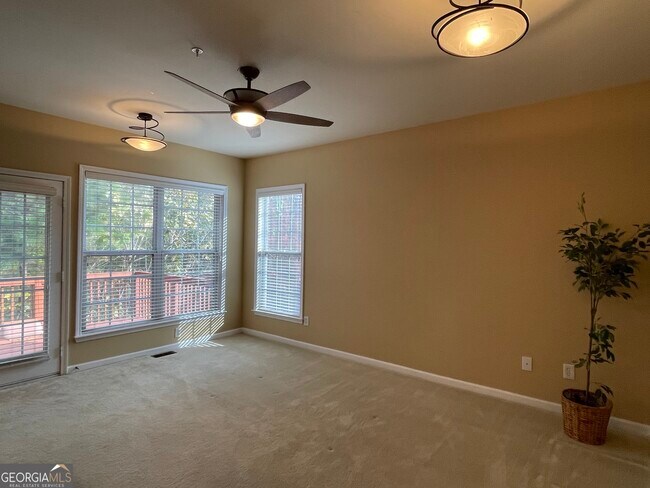 Building Photo - 1773 Highlands View Dr