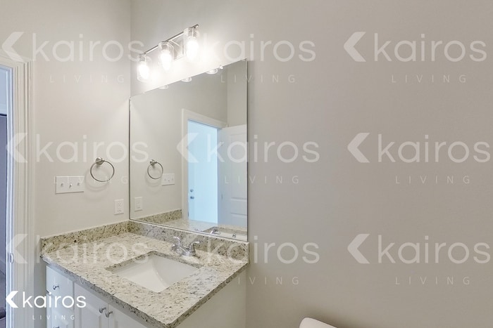 Building Photo - 15631 Boothy Ln