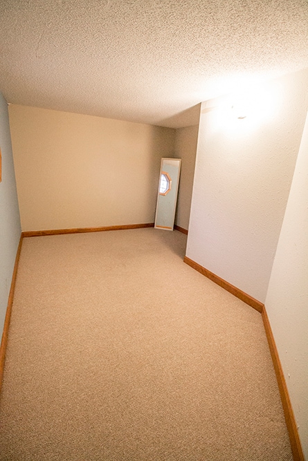 Building Photo - 4303 Brookview Terrace