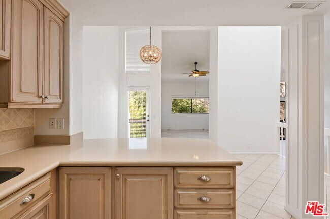 Building Photo - 1631 Michael Ln