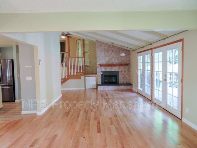 Building Photo - 3928 Hillview Ct NW