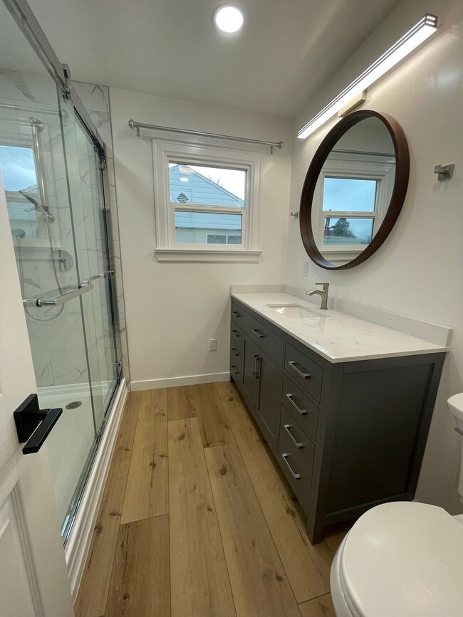 Building Photo - 1-148 1/2 Winema Way