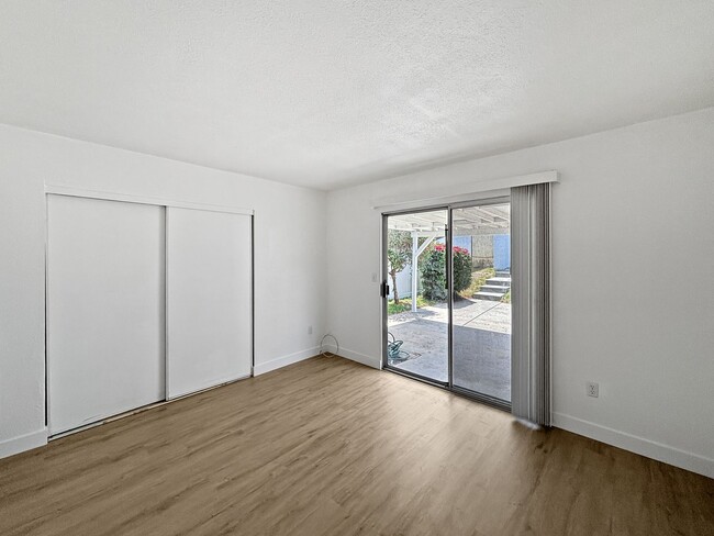 Building Photo - Updated 3B/2BA House in North Park w/ Cove...