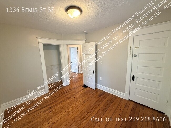 Building Photo - 1336 Bemis St SE